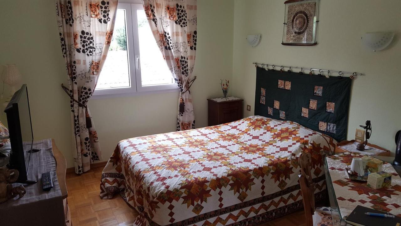 Castel Parc Bed & Breakfast Périgny Dış mekan fotoğraf